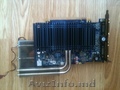 ATI Radeon HD 2600XT,  PCI-E,  256MB,  128 bit,  DDR3
