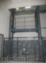 Грузовой гидравлический лифт