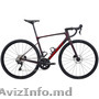 2024 Giant Defy Advanced 2 Road Bike (WAREHOUSEBIKE)